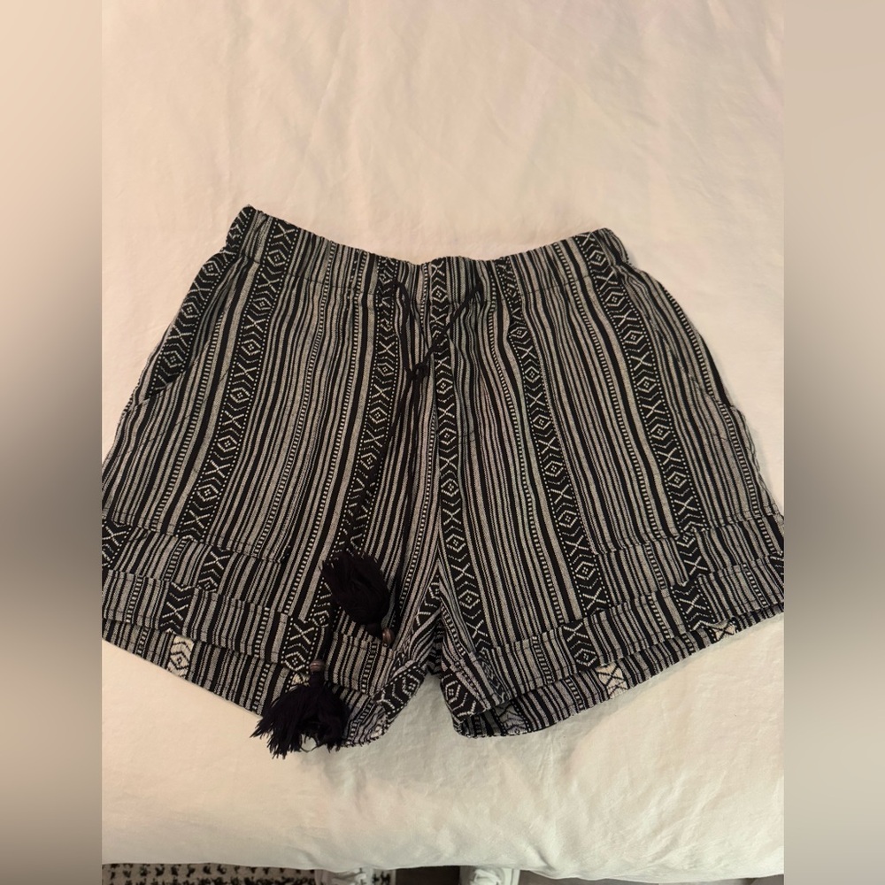 Tribal Print Statement Short